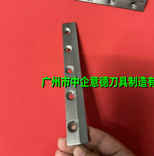 2859aae44db257bf8c5e295f886e0d7e.jpg